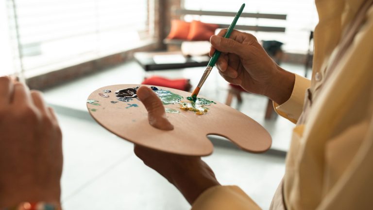Avis sur les peintures Unikalo : qualité, prix et conseils d&rsquo;usage