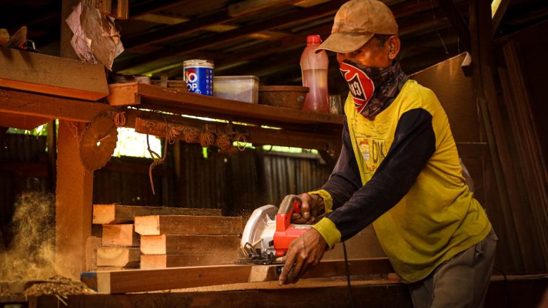 Comment choisir la meilleure scie circulaire Racetools pour vos projets de bricolage